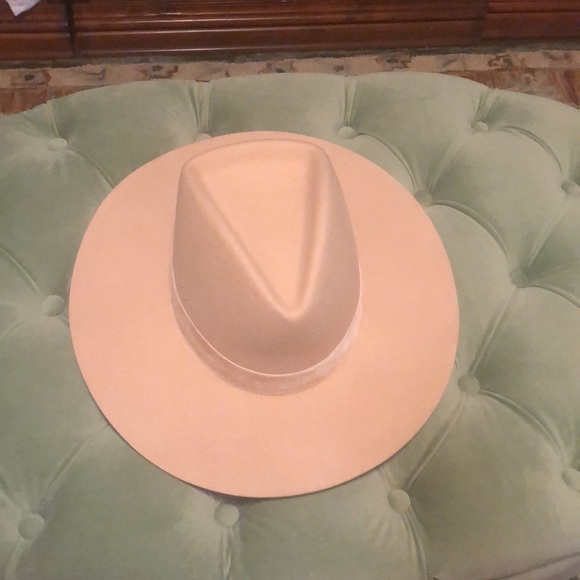 hat - Picture 3 of 4